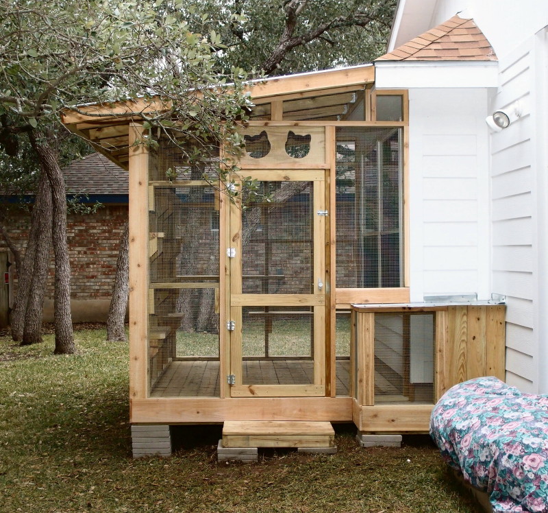 Catio Spaces, Cat Enclosures, Cat Runs, Catios